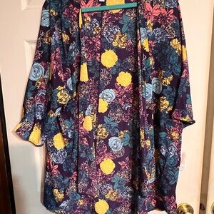 Floral LulaRoe Lindsay
